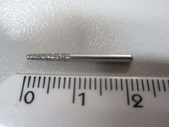 Turbine diamant fissure conique plat epais