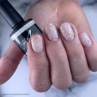 Dreamy Pearl Base & Build Gel Abstract