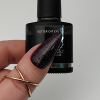 Glitter Attract & Shine cat eye top gel Abstract