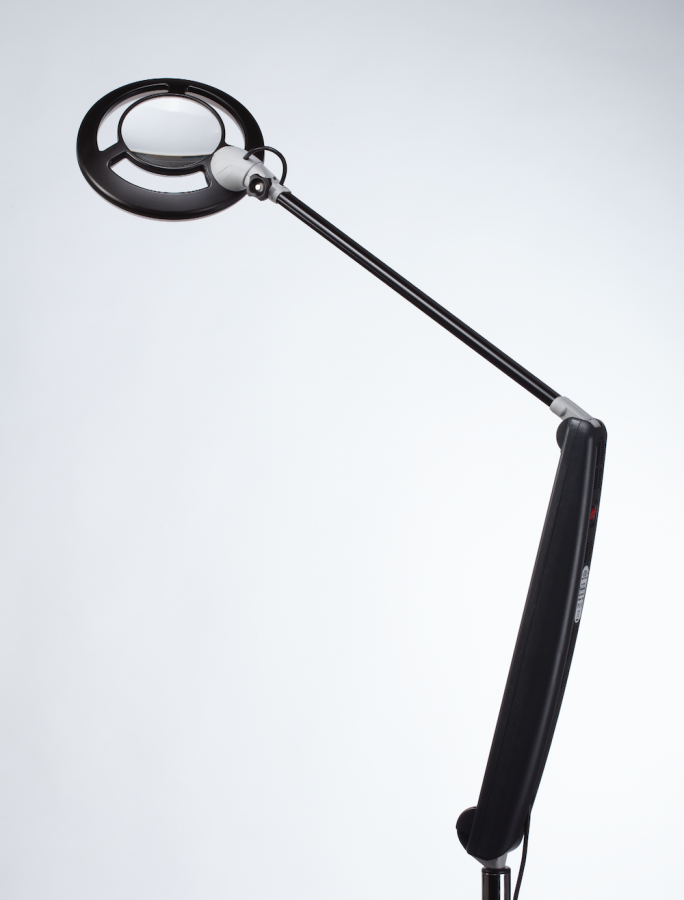 Lampe loupe LED MED noire avec pince de table