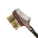 detail_Wimperborstel_en_kam_Xani.webp