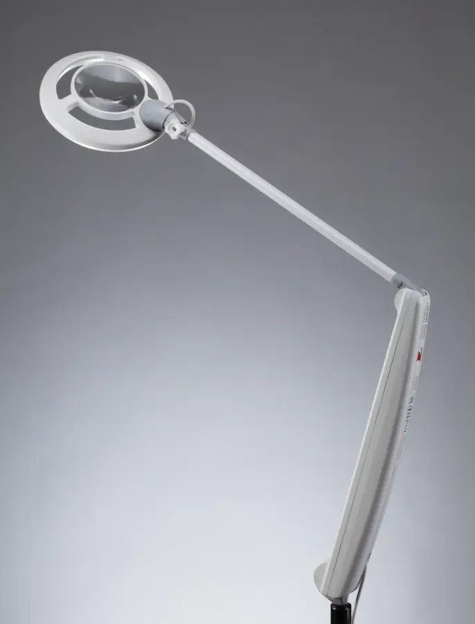 Lampe loupe LED MED + Pince